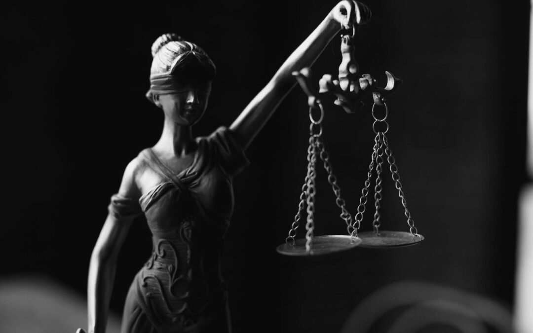 Navigating the Ethical Tightrope: Exploring the Benefits and Challenges of AI